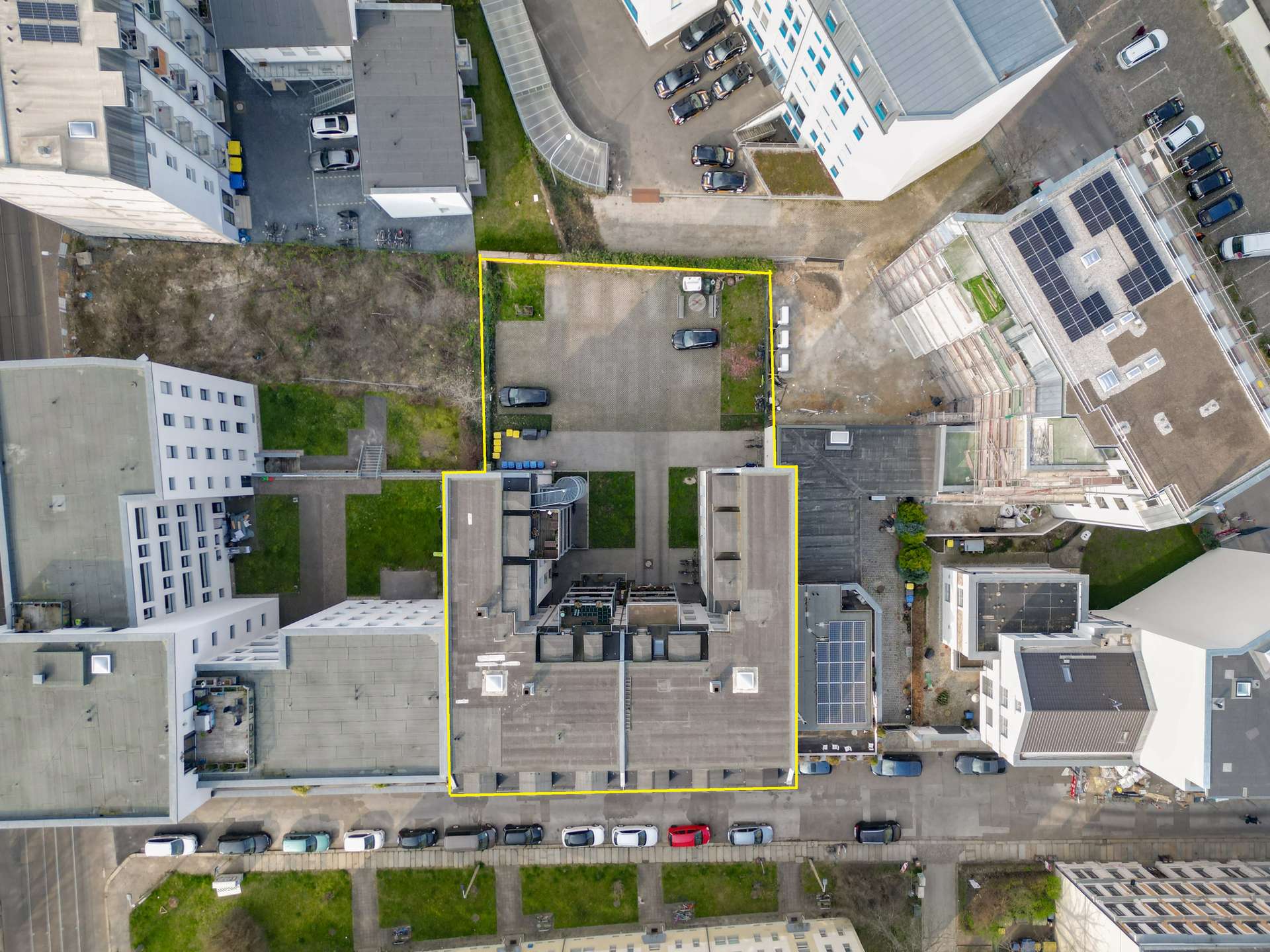 Haus mit geräumigem Innenhof