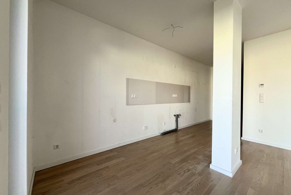 Küche (EBK wird noch installiert)