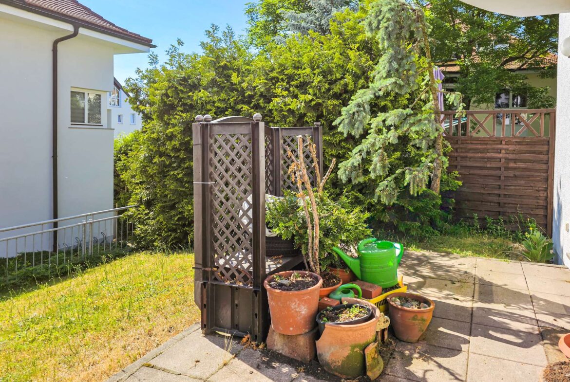 Terrasse vor dem Haus