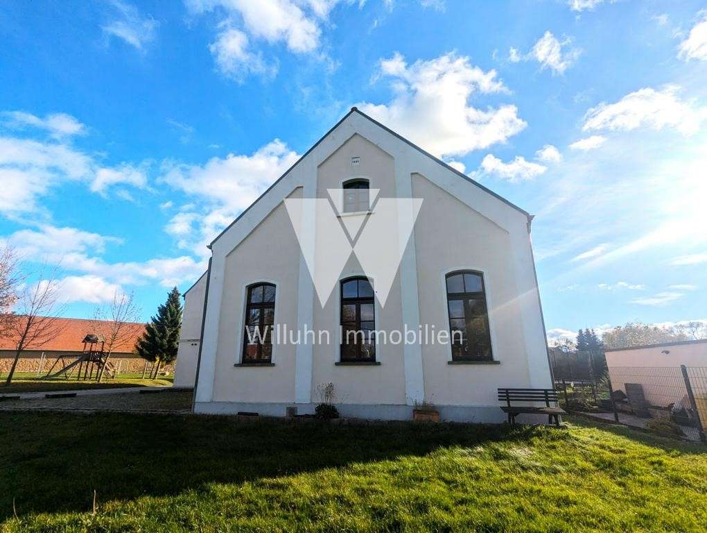 Ansicht von der Straße GE