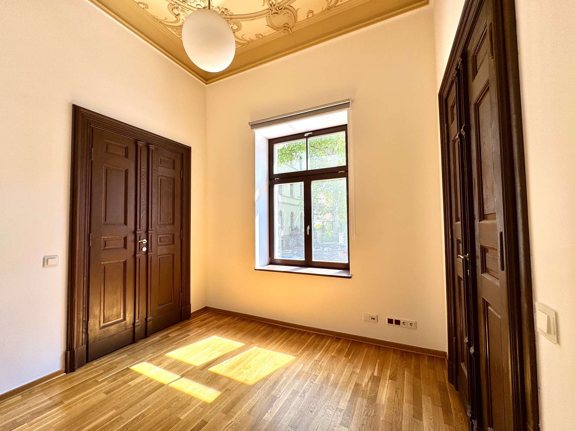 Büroeinheit (Erdgeschoss)