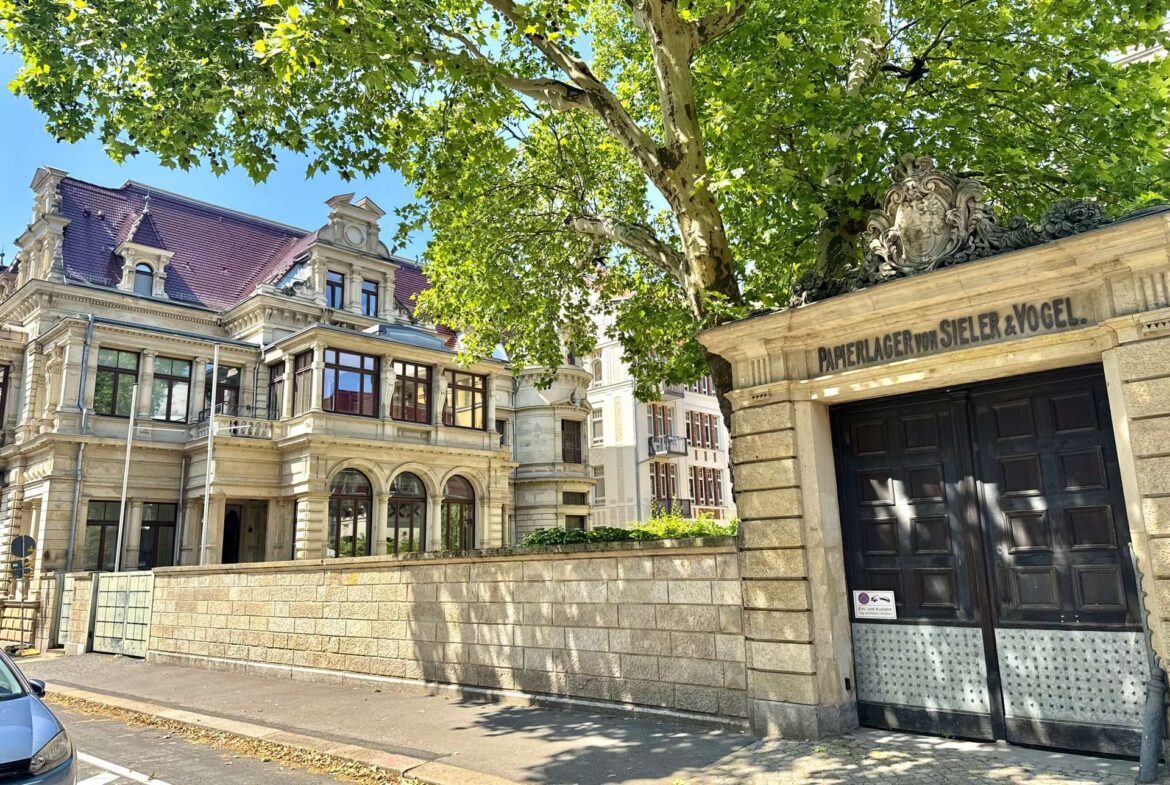 Portal im Barockstil