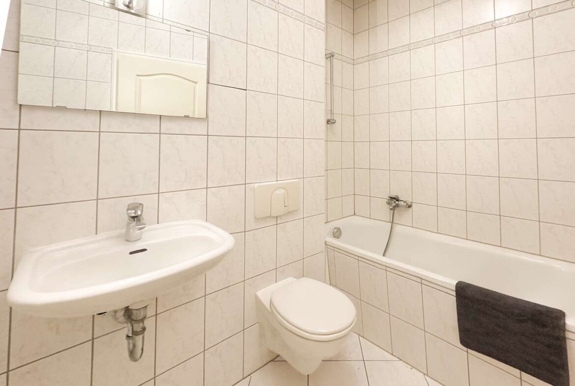 Badezimmer mit Wanne