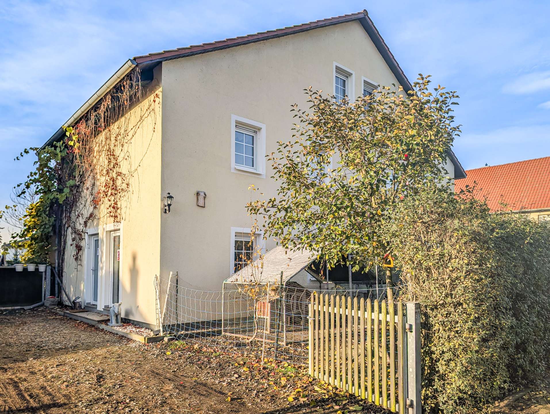 Seitenansicht Haupthaus