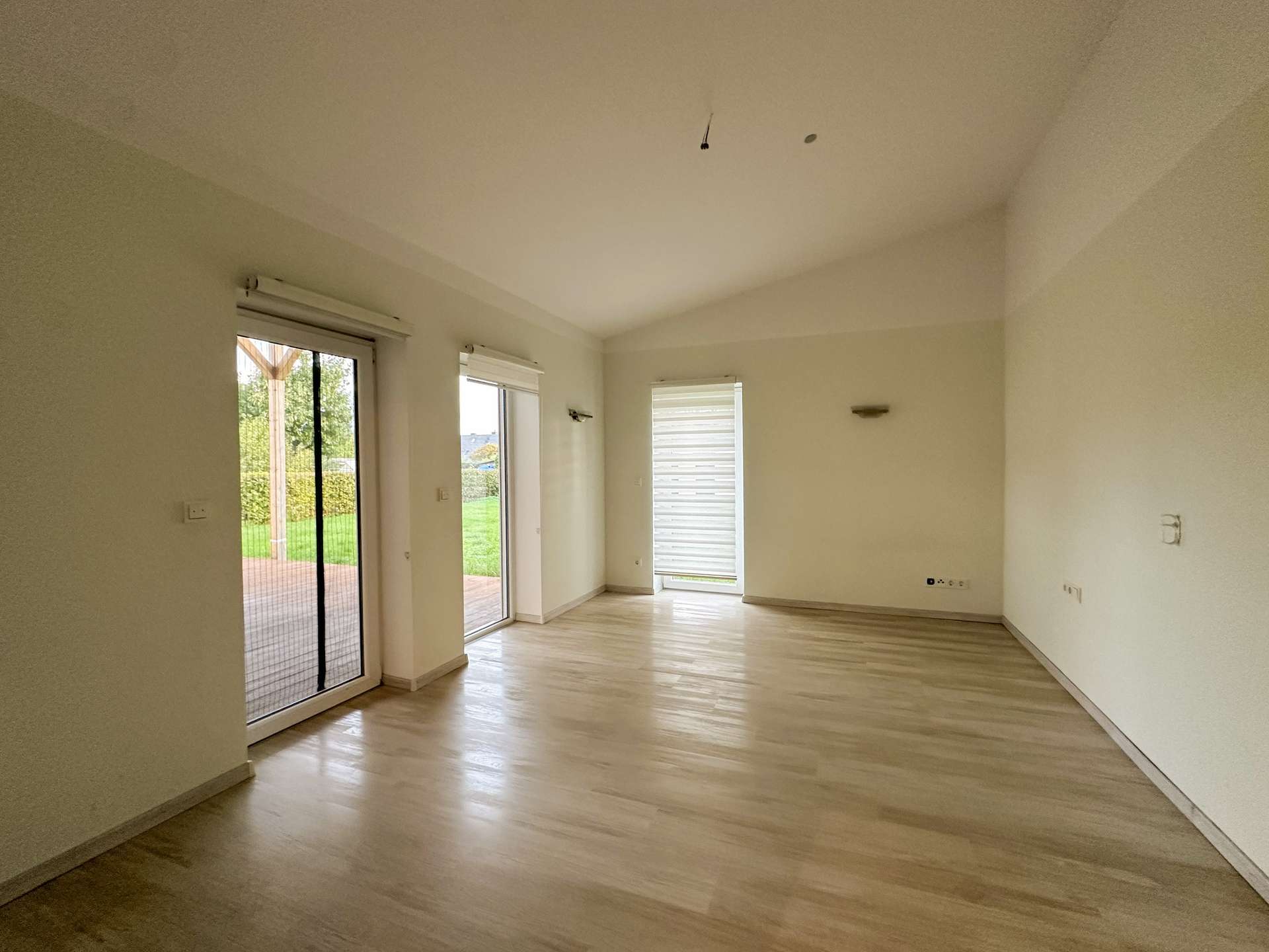 Großes Schlafzimmer