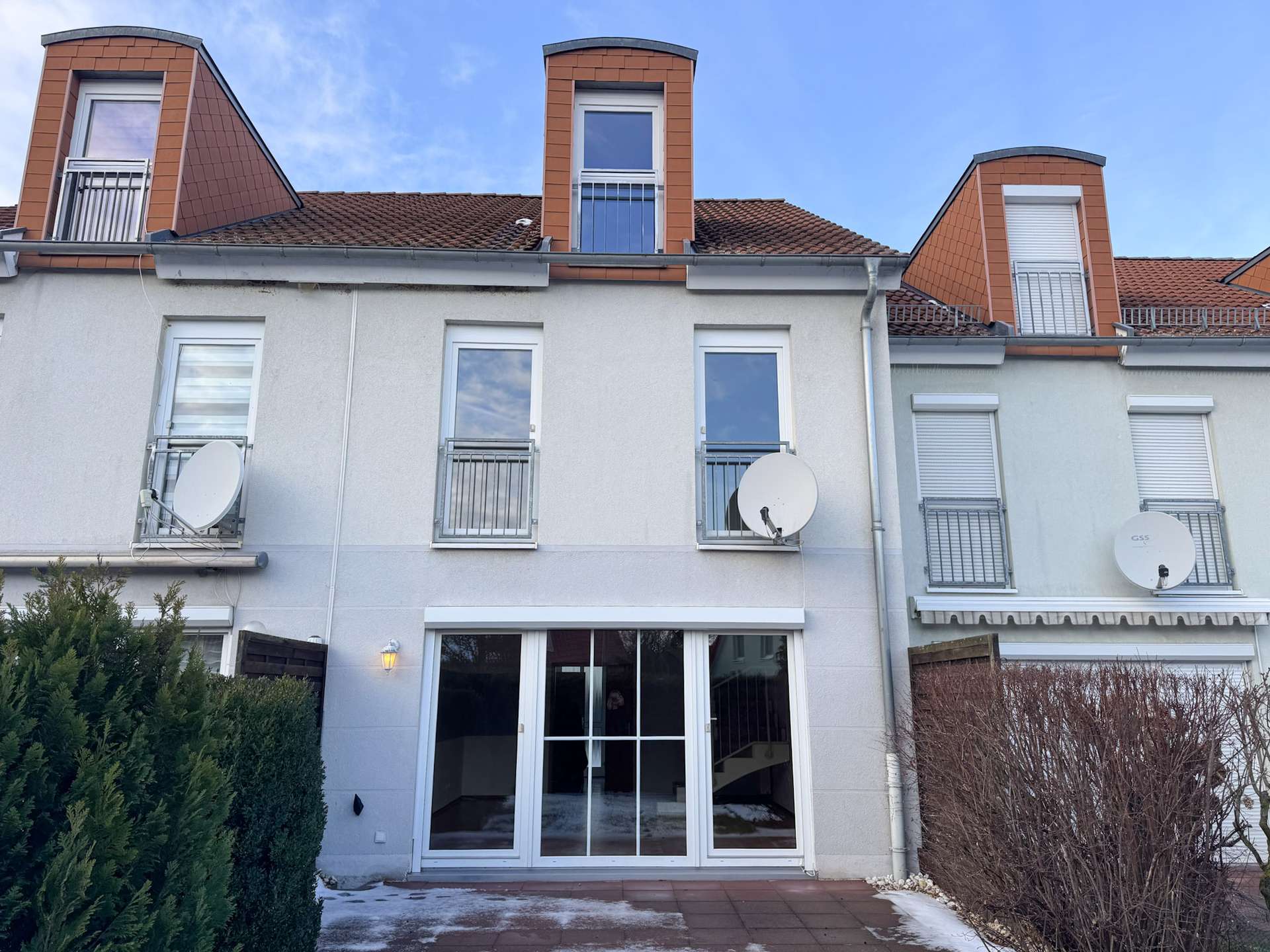 Hausansicht vom Garten