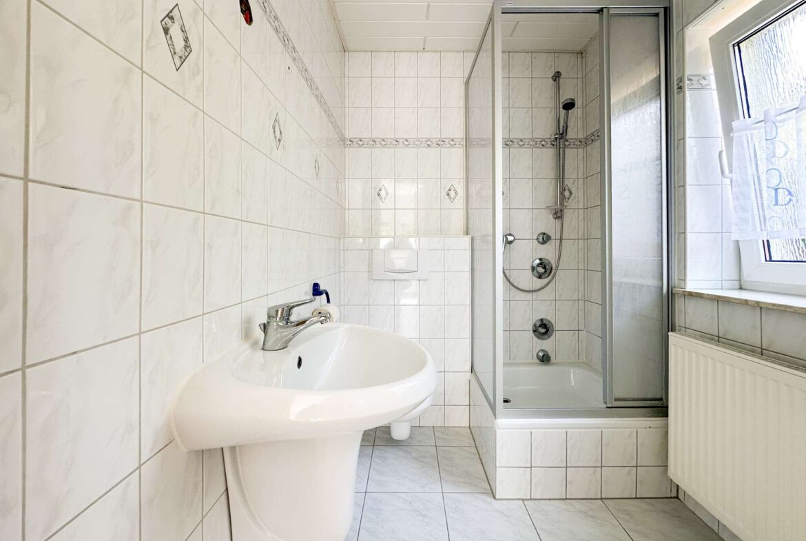 Bad - Einliegerwohnung