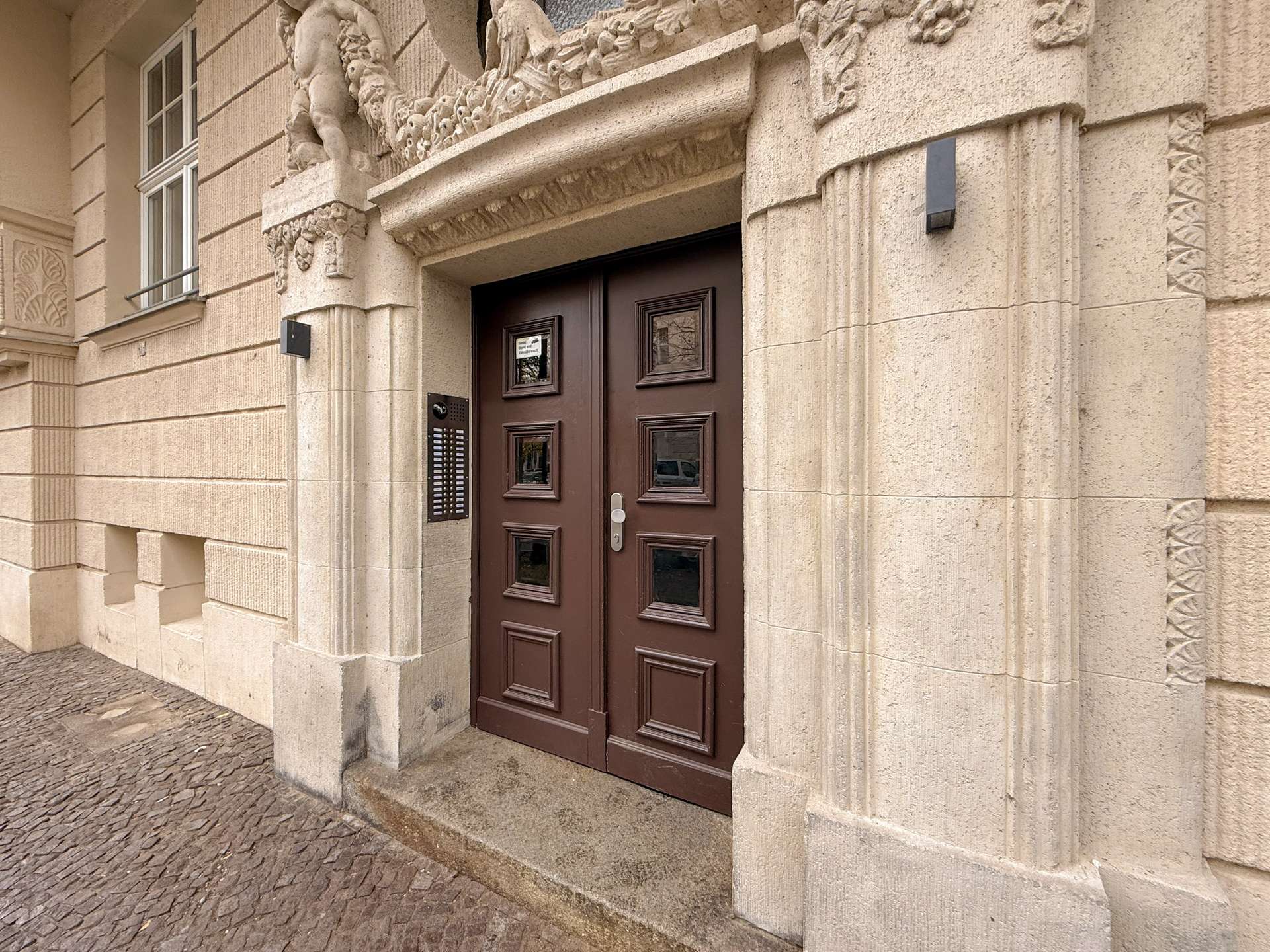 Video-Gegensprechanlage