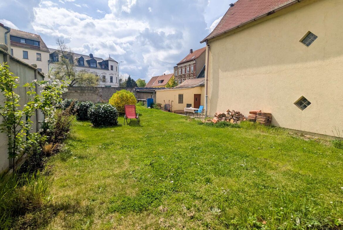 Hausansicht aus dem Garten