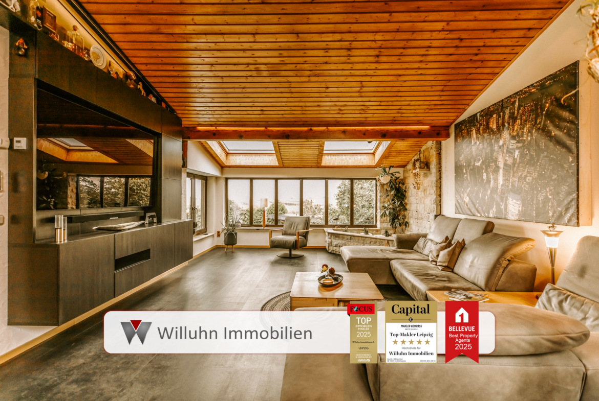 Moderner und großer Anbau 