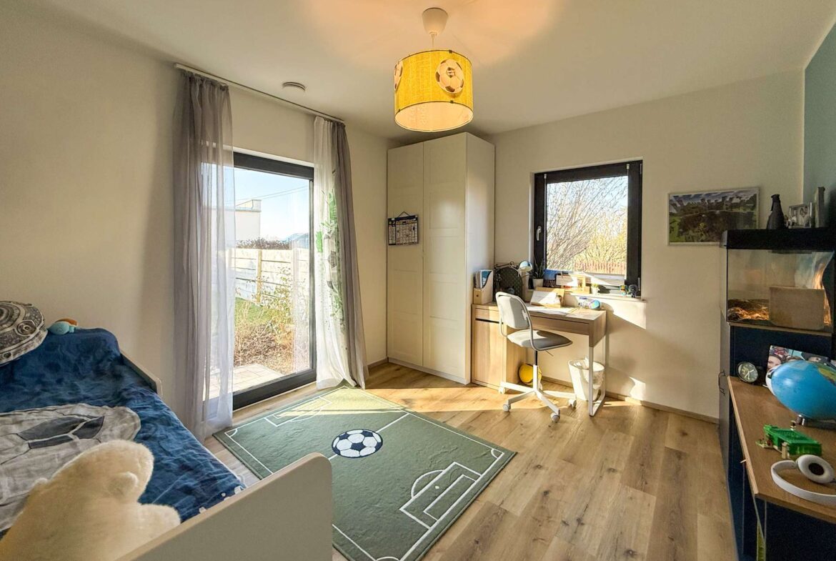 Kinderzimmer 1 im EG