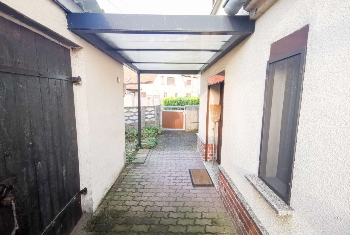 Hauseingang hofseitig