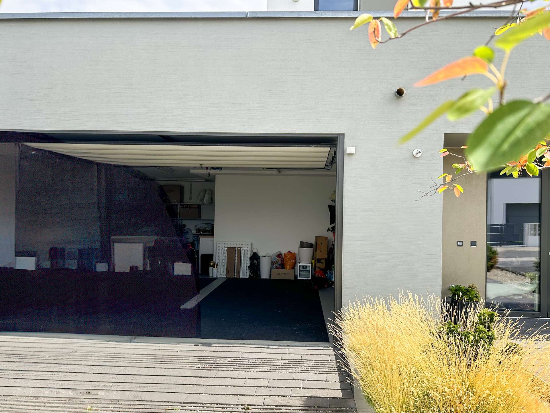 Massive Doppelgarage