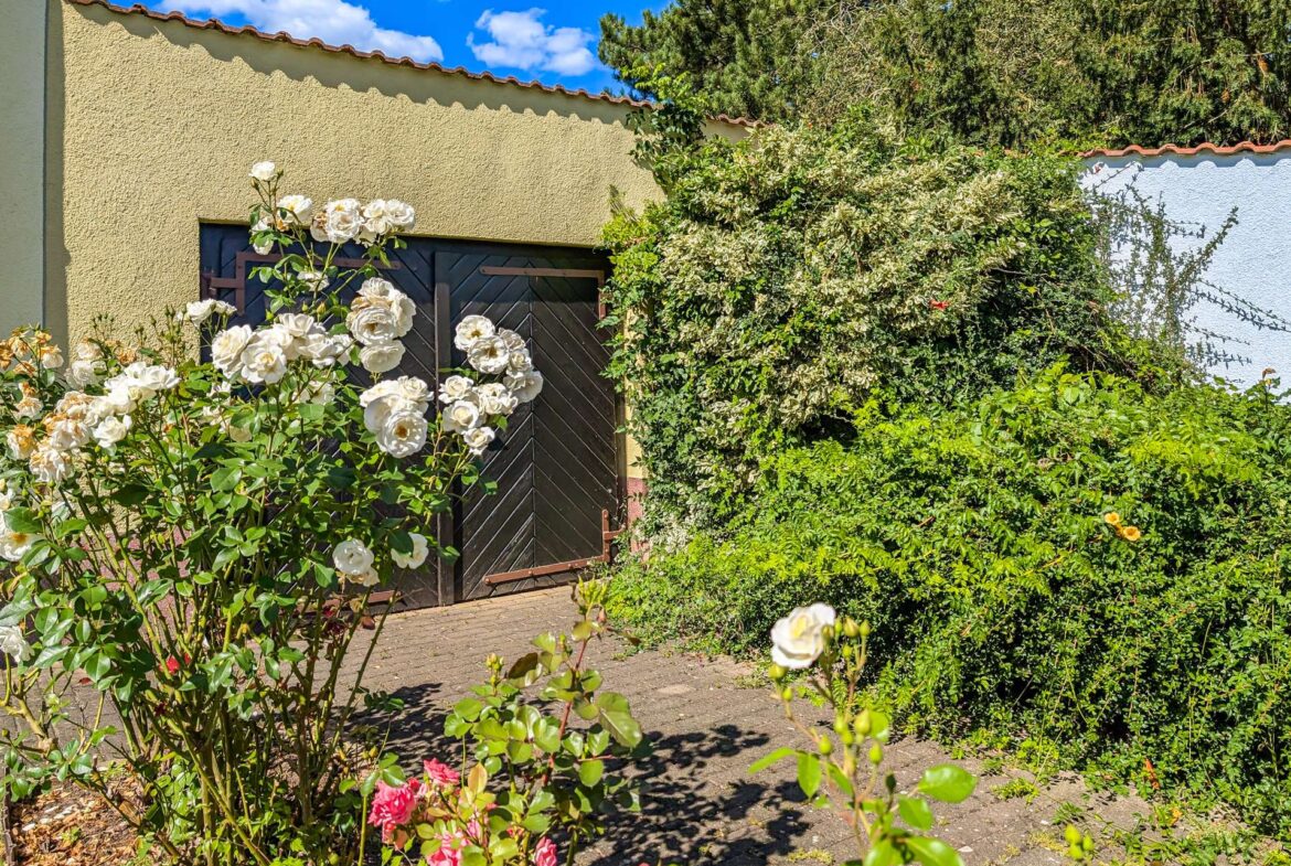 Ansicht Werkstattgarage