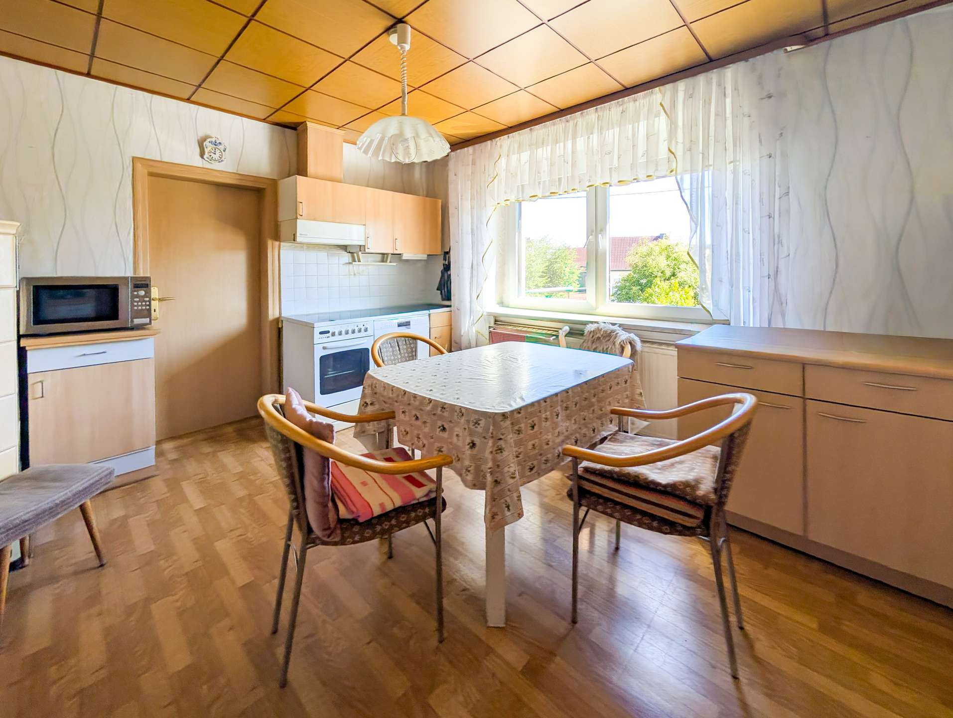 OG gemütliche Küche