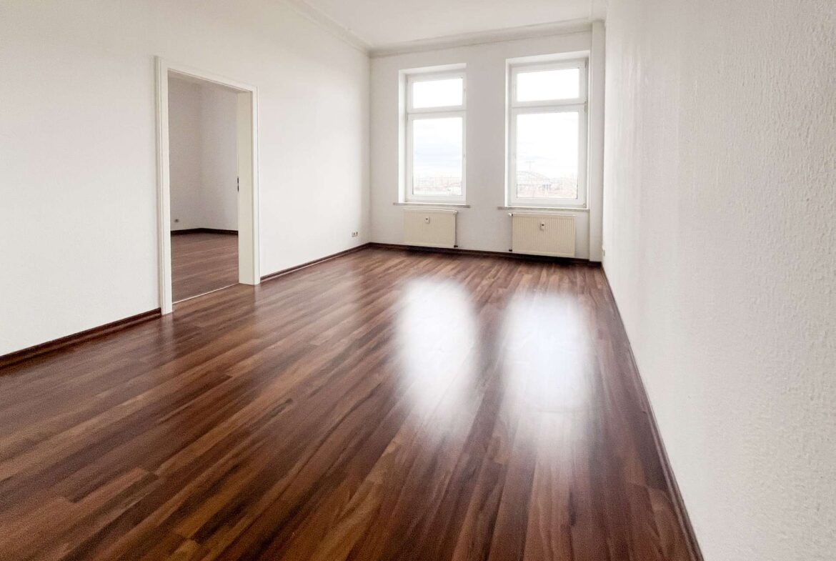 Zimmer mit Durchgangszimmer