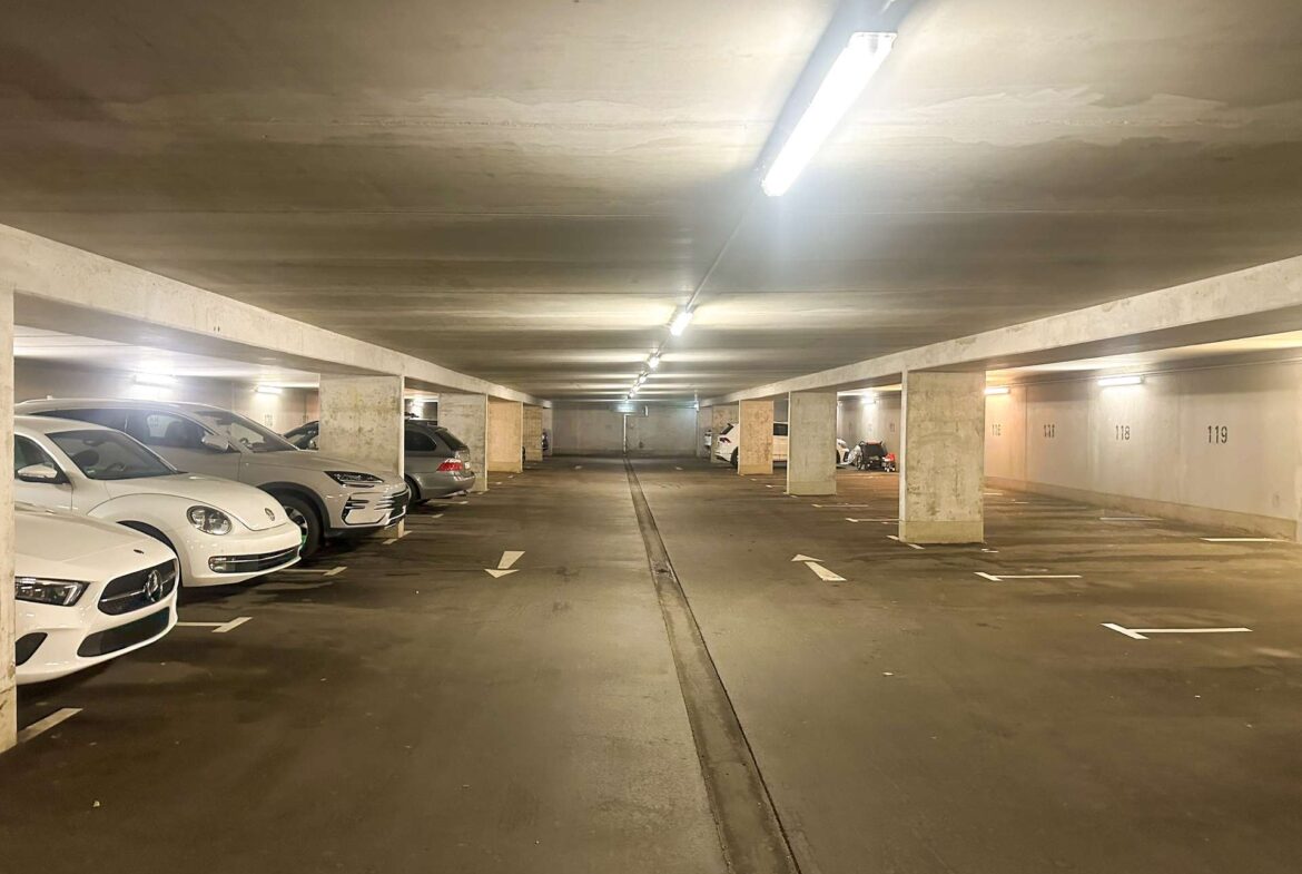 Zwei Tiefgaragenstellplätze