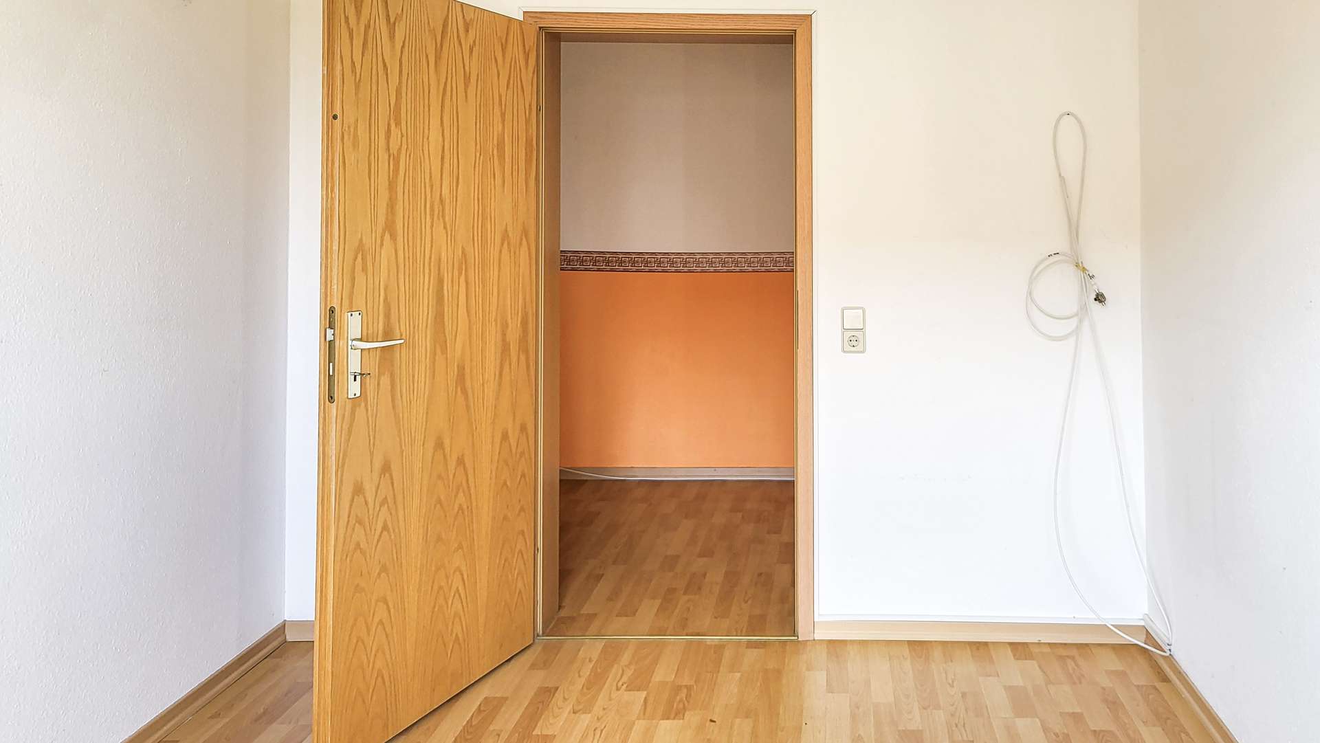 Kinderzimmer o. Buro