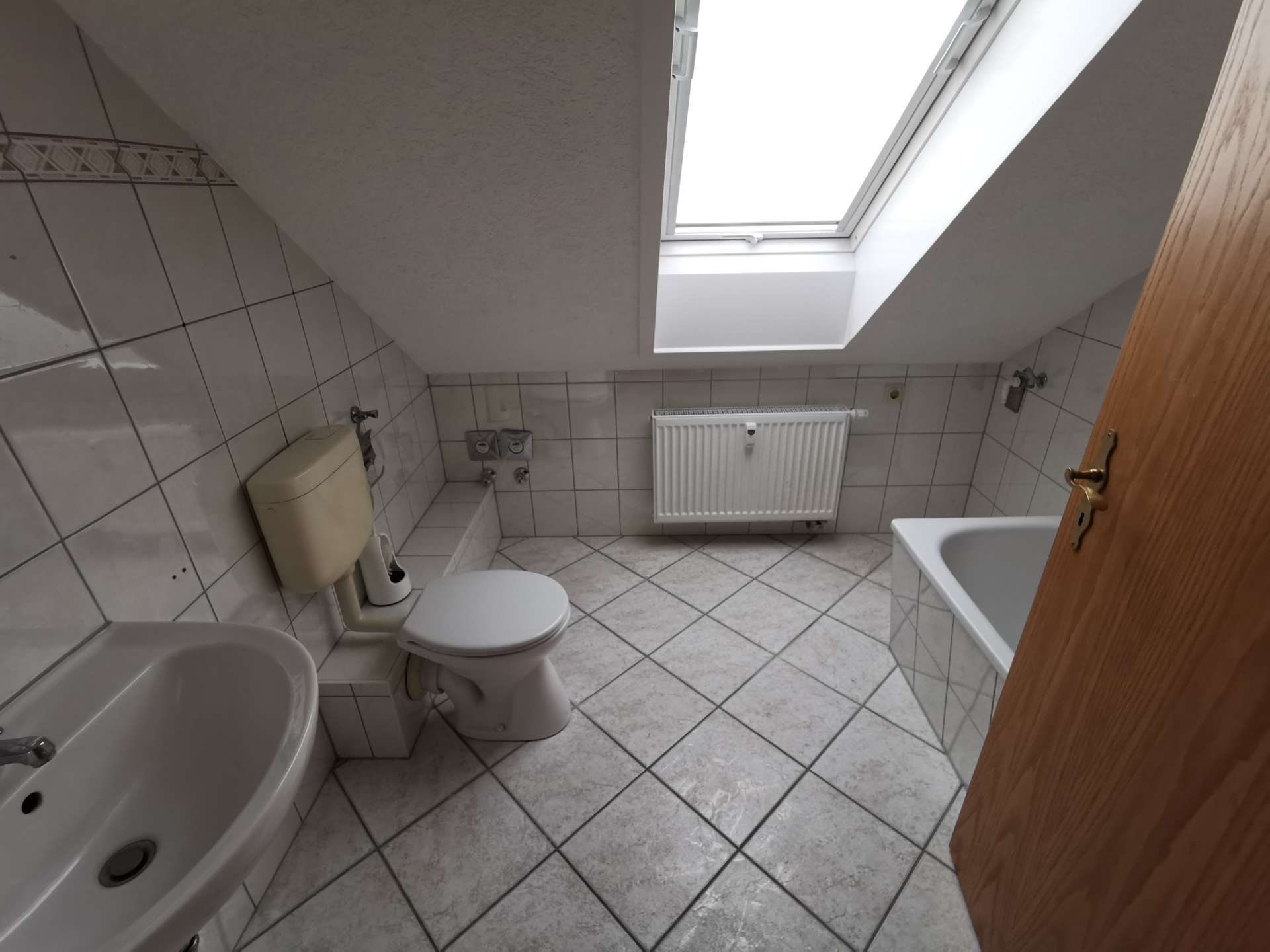 Tageslicht-Wannenbad mit WMA