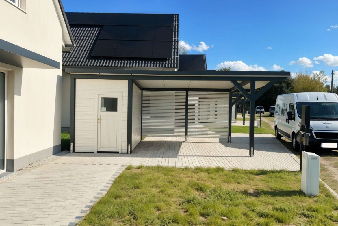 Carport und Schuppen