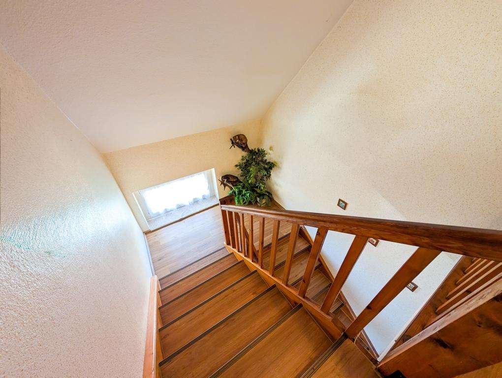 DG Treppe nach unten