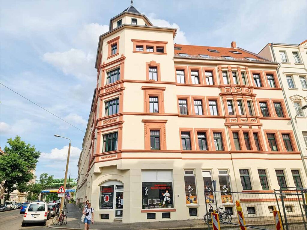 Referenz für verkauftes Mehrfamilienhaus durch Willuhn Immobilien Immobilienmakler Leipzig