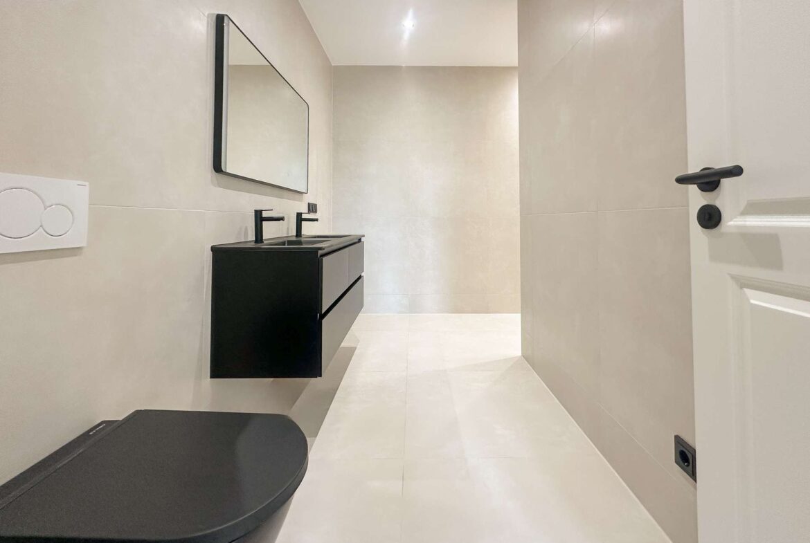 Beispiel Nachbarwohnung