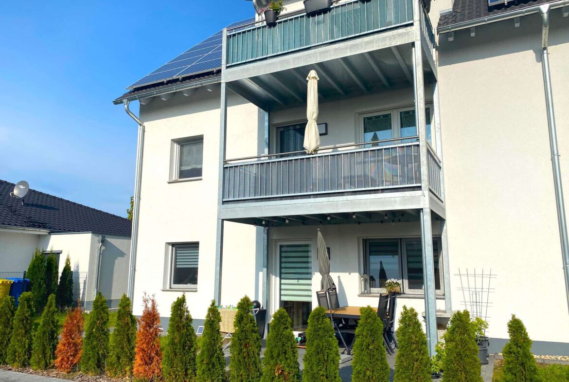 Musterhaus - Blick auf die Balkone