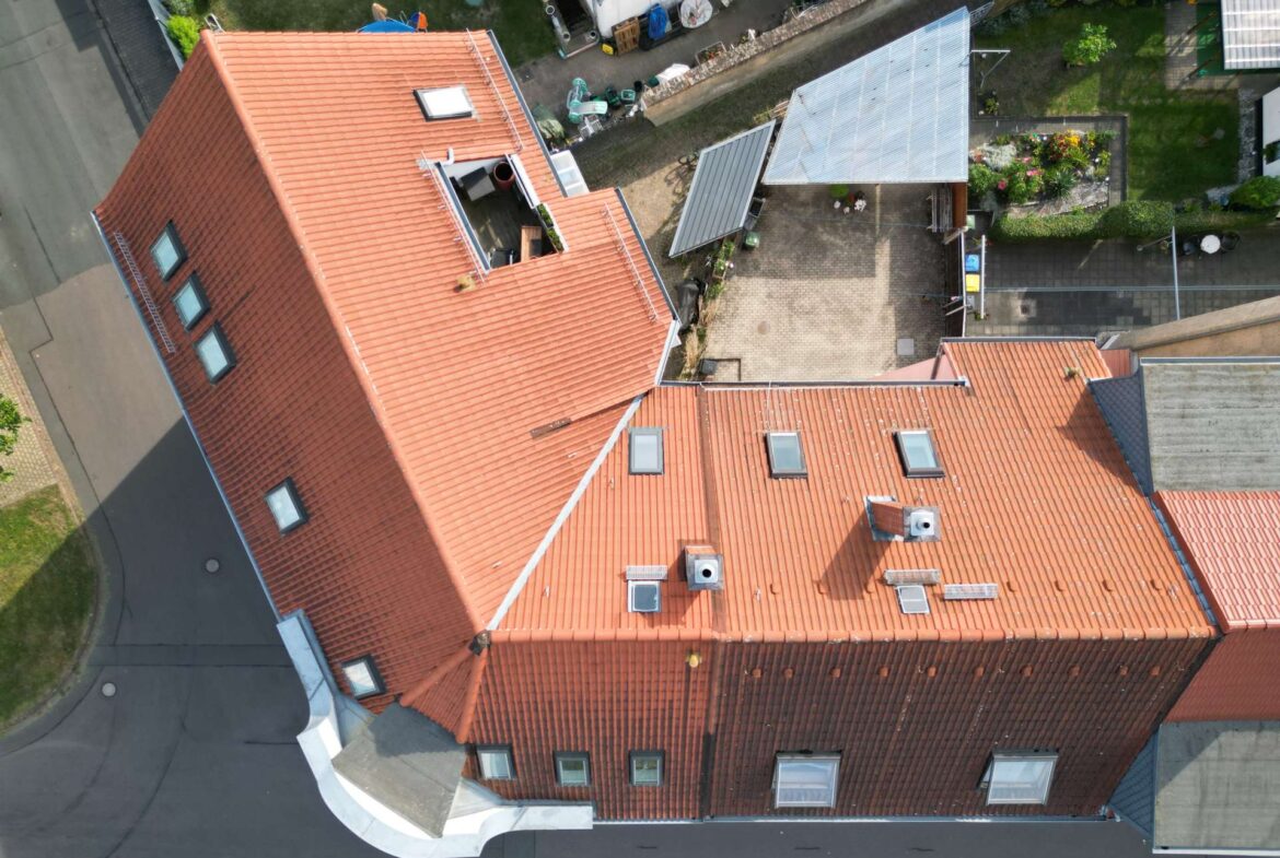 Luftbild (Haus und Nebenhaus)