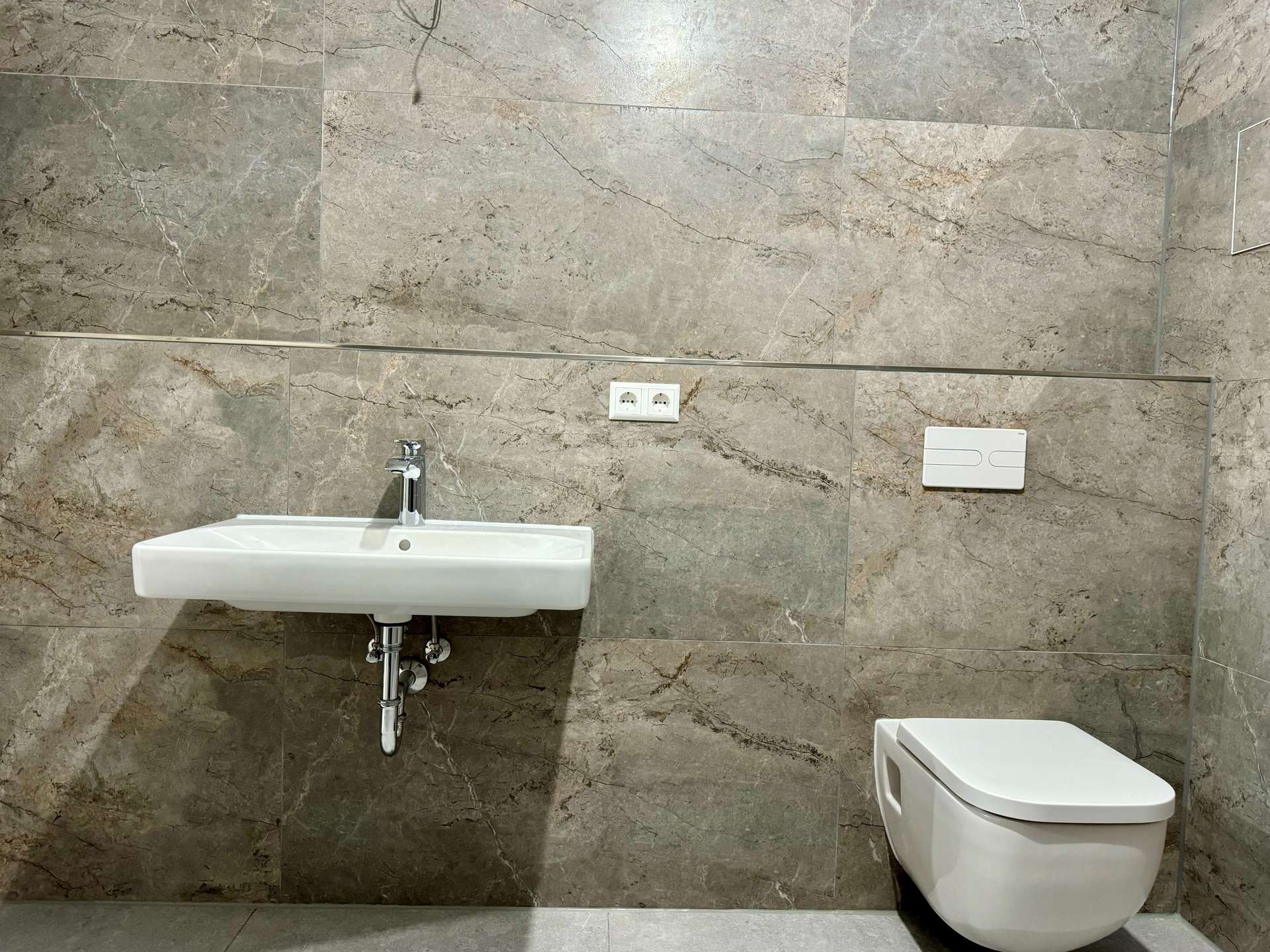 Wandfliesen Marmoroptik