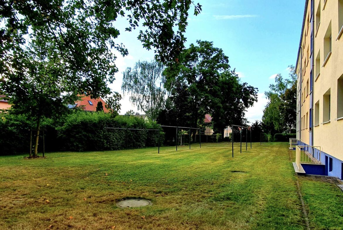 begrünter Hinterhof