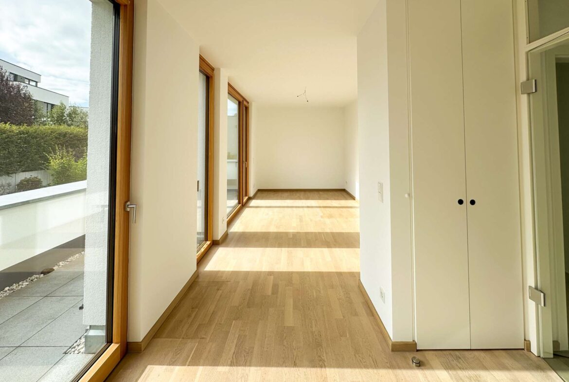 Lichtdurchfluteter Raum