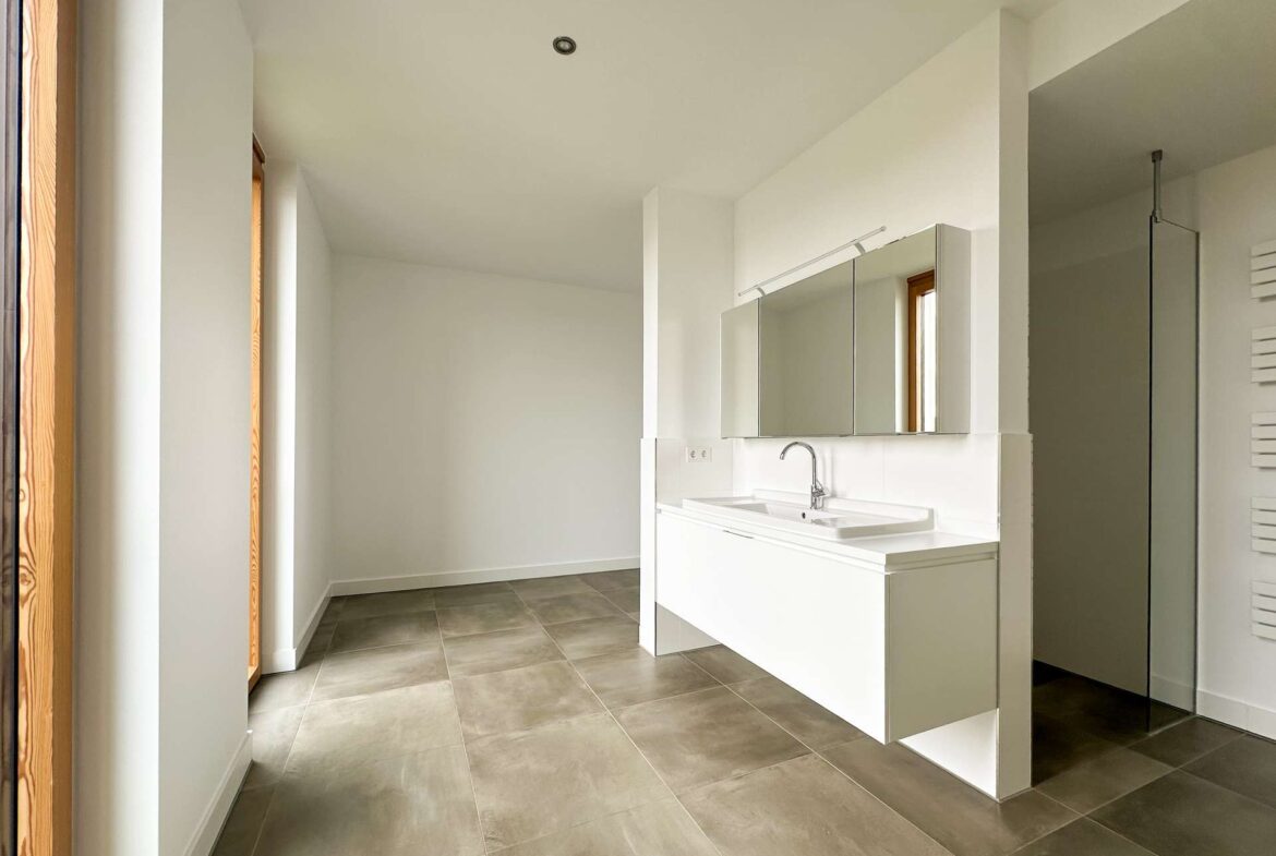 Tageslicht-Badezimmer en suite