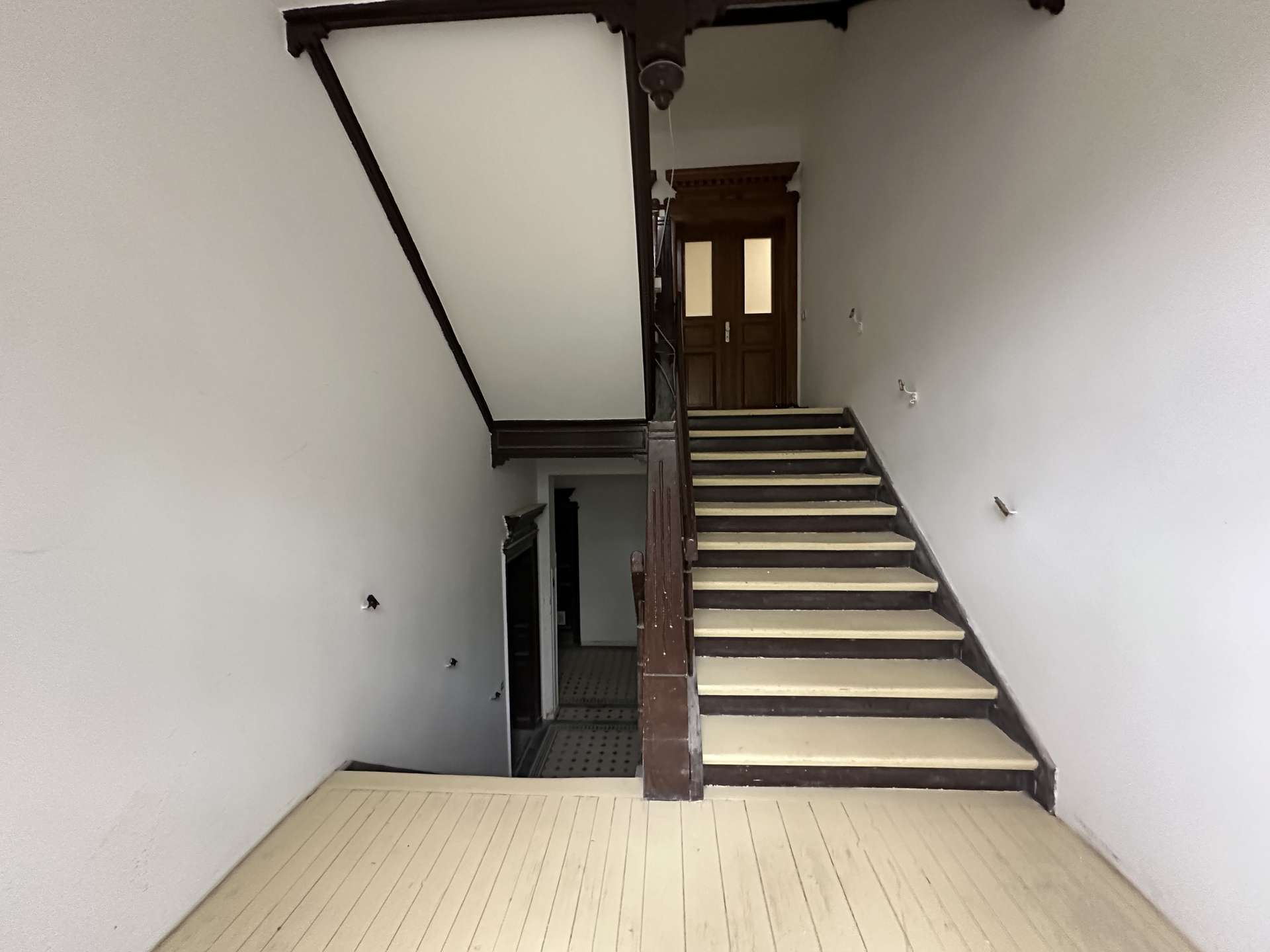 Treppenhaus vor Fertigstellung