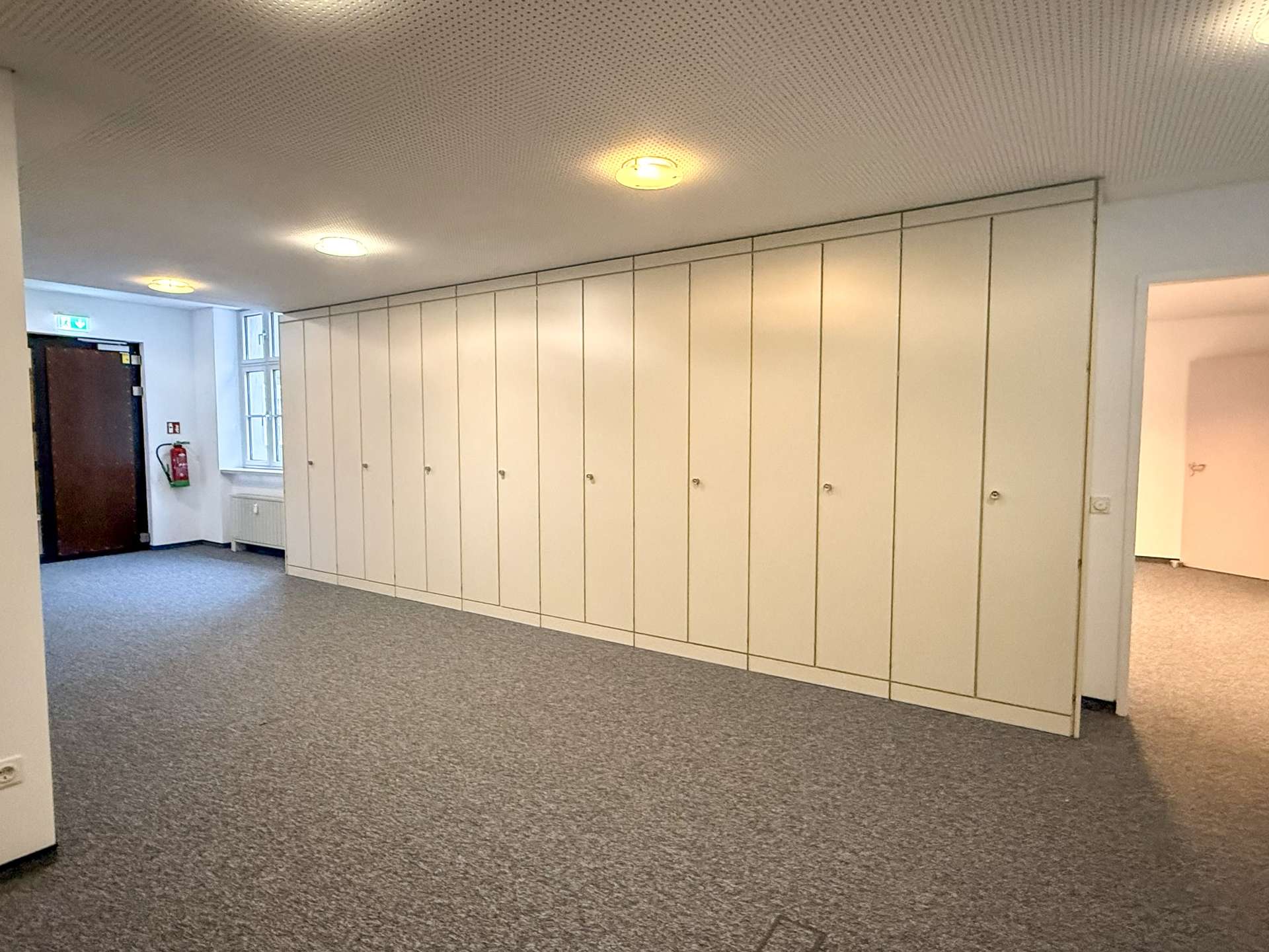 Einbauschrank, Schließfächer