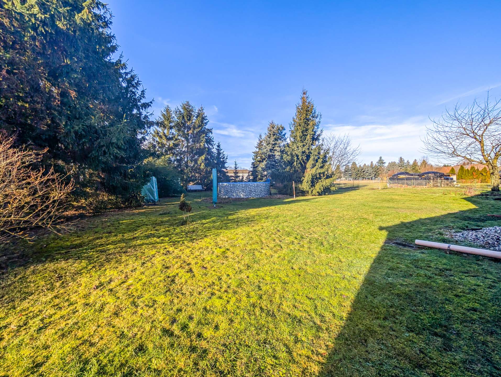 Herrlich grünes Grundstück