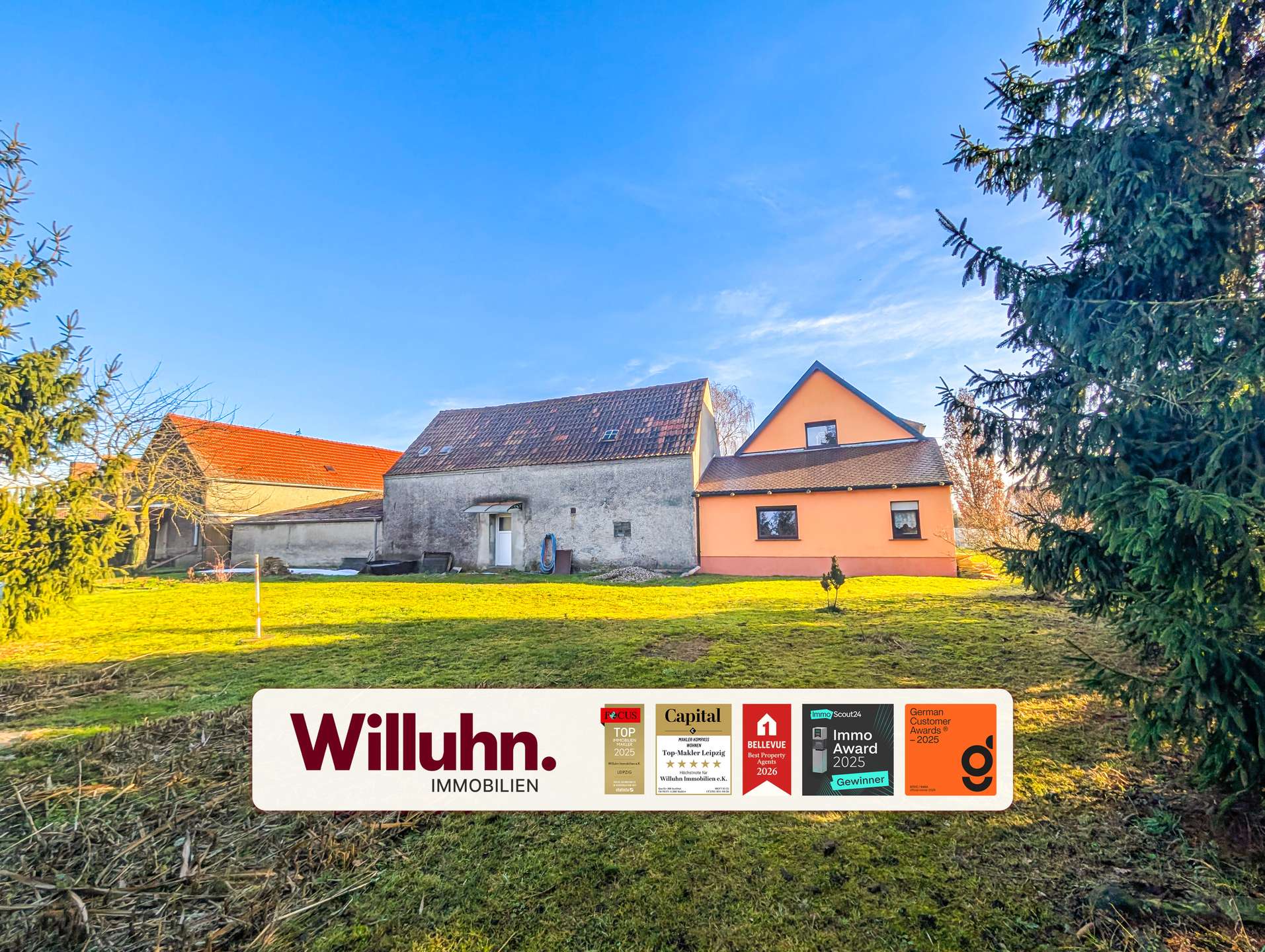 Rückansicht EFH + Nebengelasse