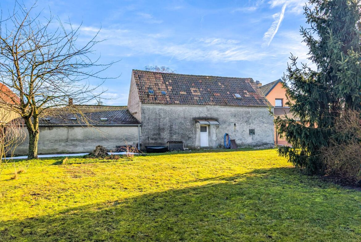 Rückansicht Nebengelasse