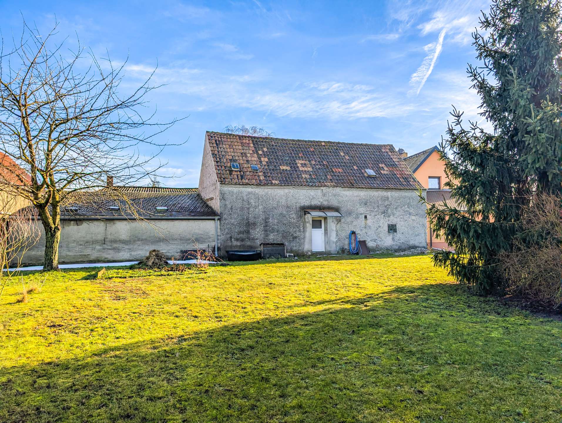 Rückansicht Nebengelasse