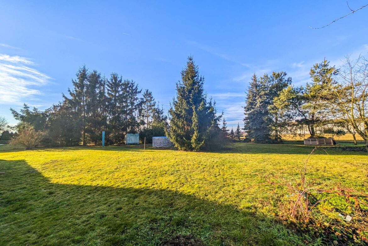 Weitläufiges Grundstück