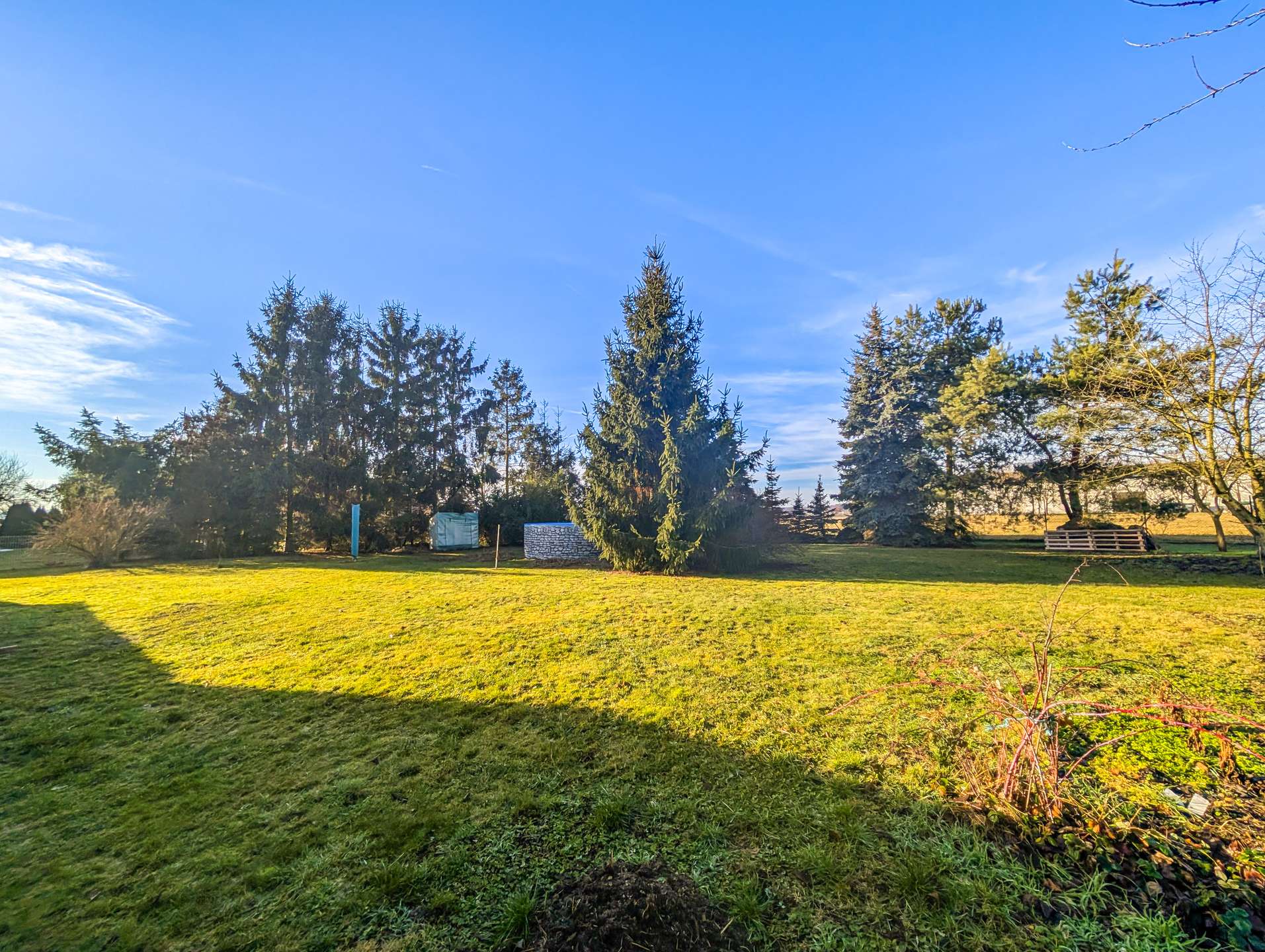 Weitläufiges Grundstück