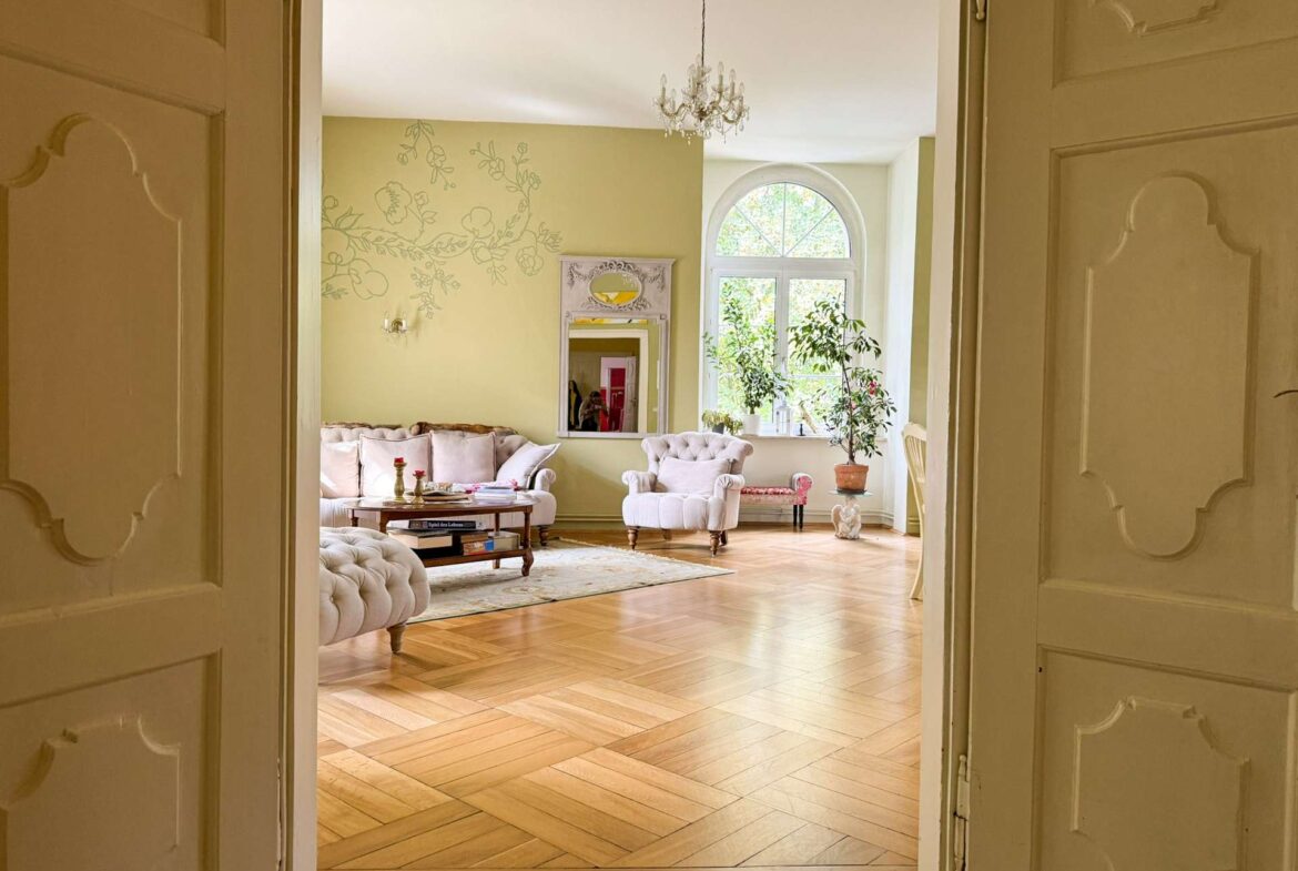 Blick ins Wohnzimmer