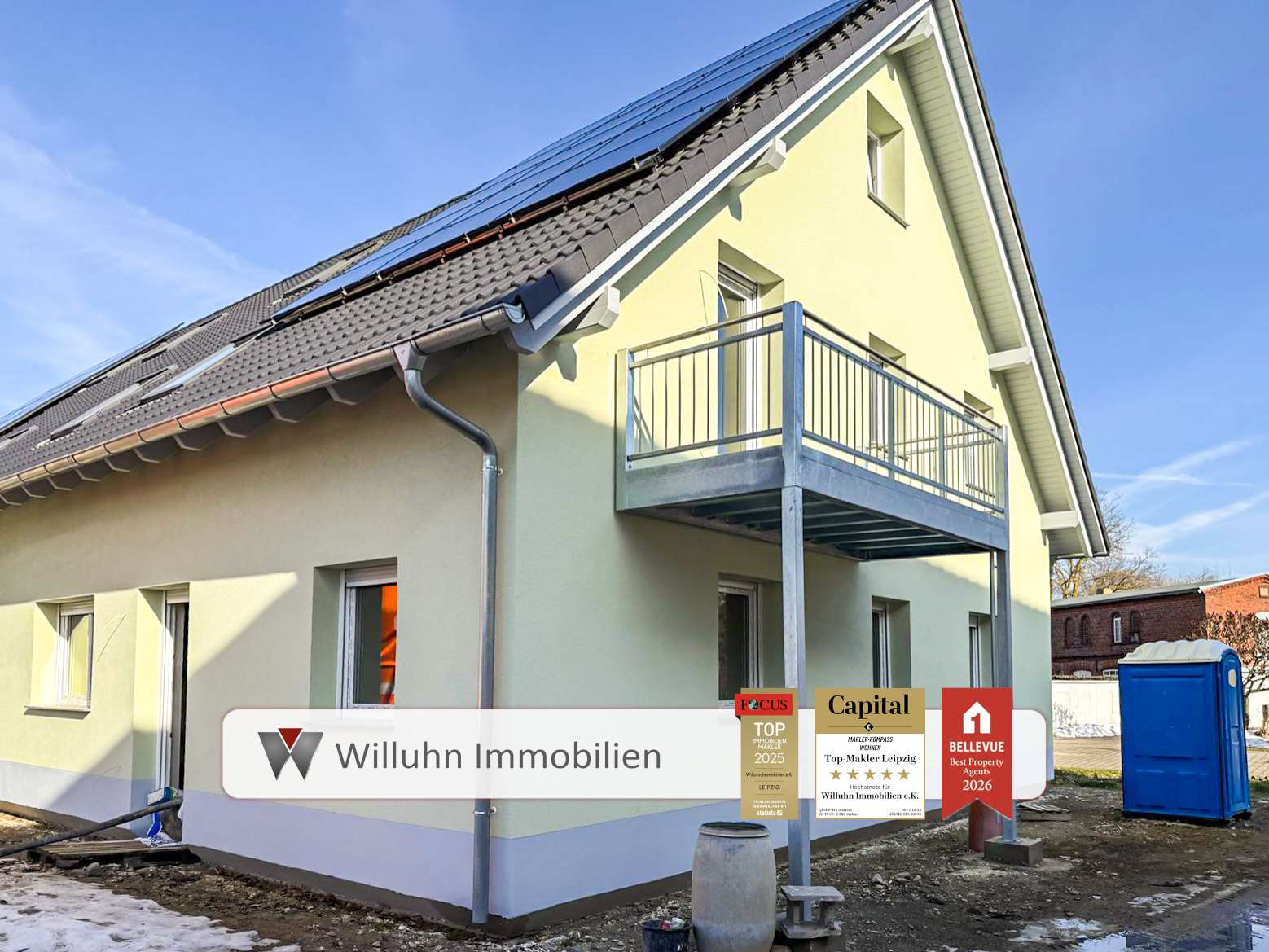 Hausansicht mit BalkonTitelbild