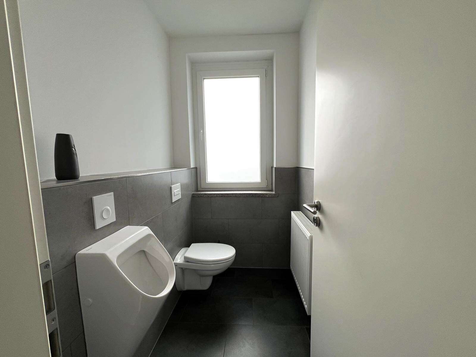 Sanitäreinrichtungen Büro