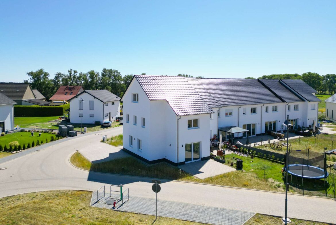 Modernes Reihenendhaus