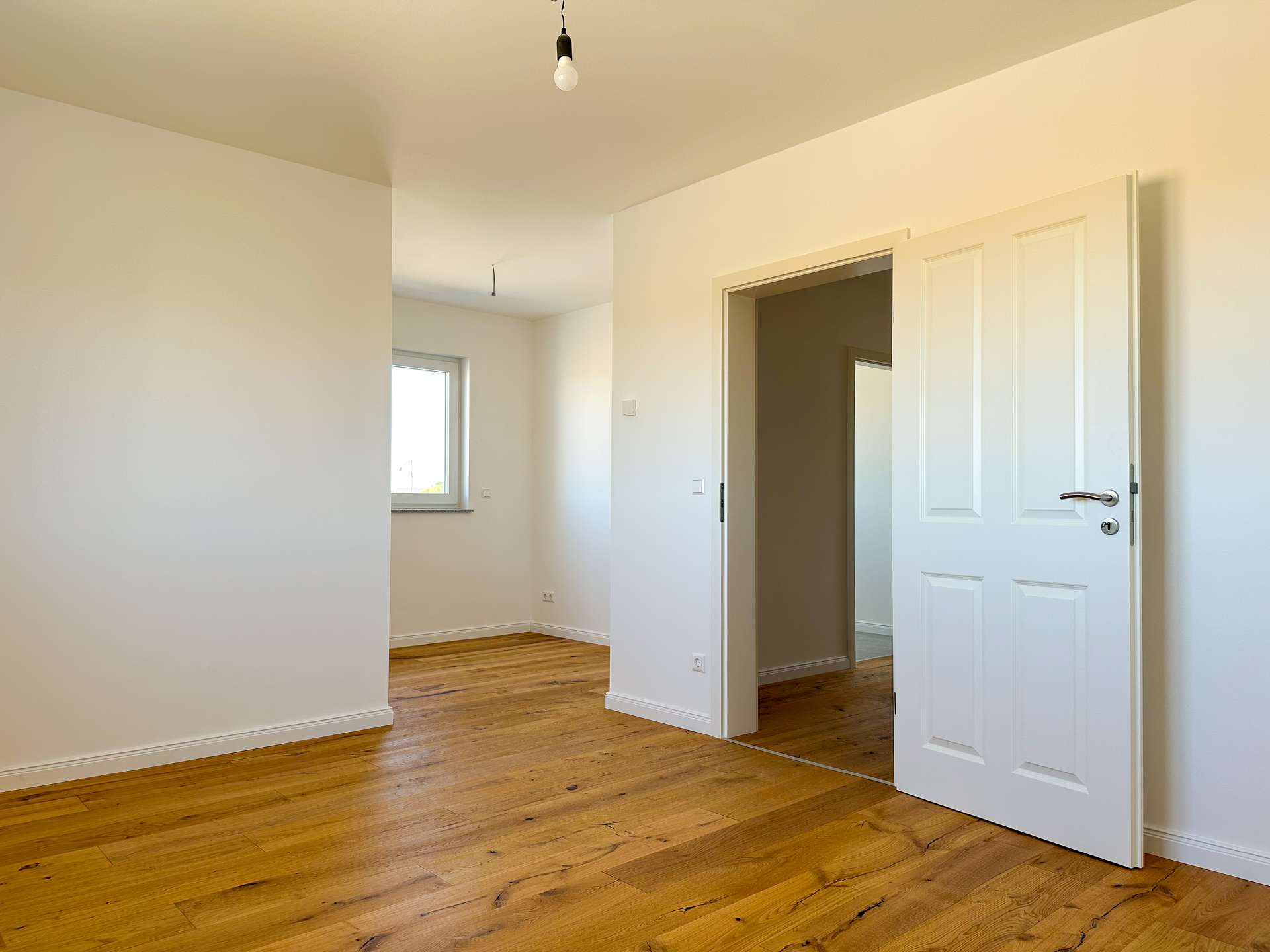 Schlafzimmer mit Ankleide