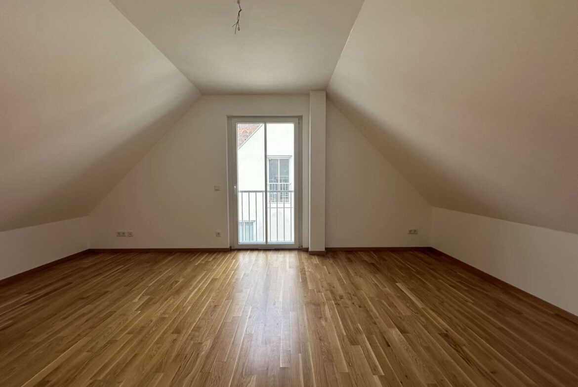 Dachgeschoss Zimmer 2