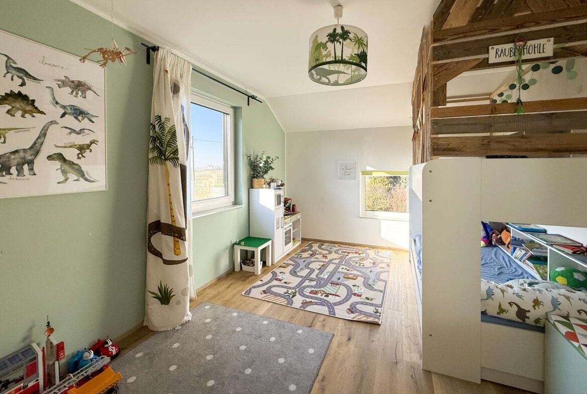 Weitere Ansicht Kinderzimmer 