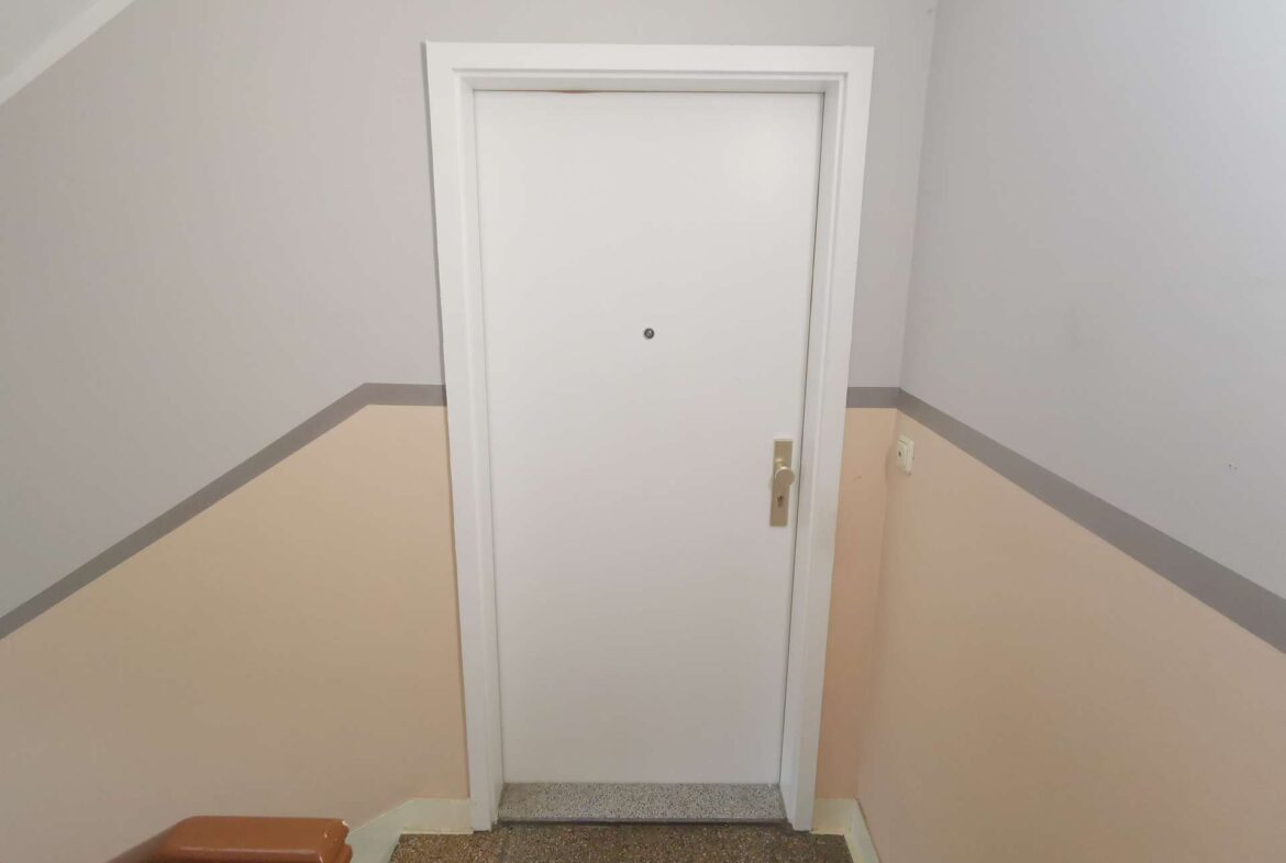 Wohnungstür
