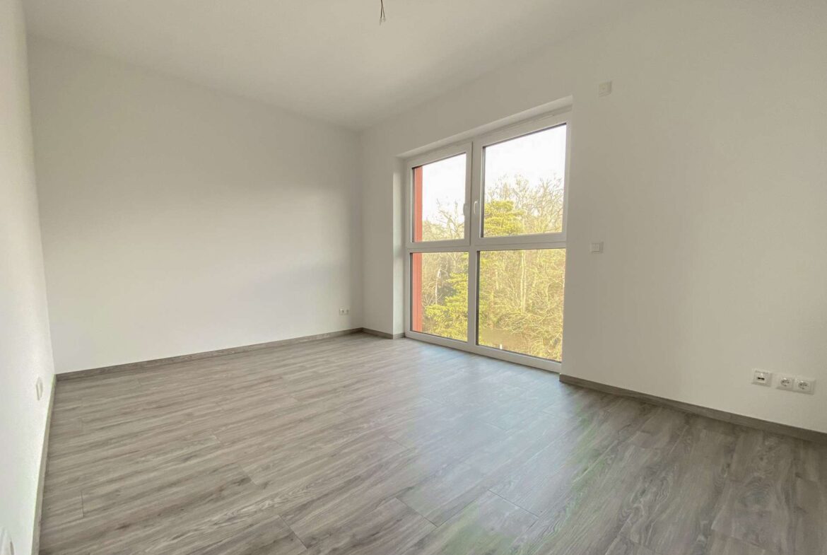 Schlafzimmer mit Blick ins Grüne